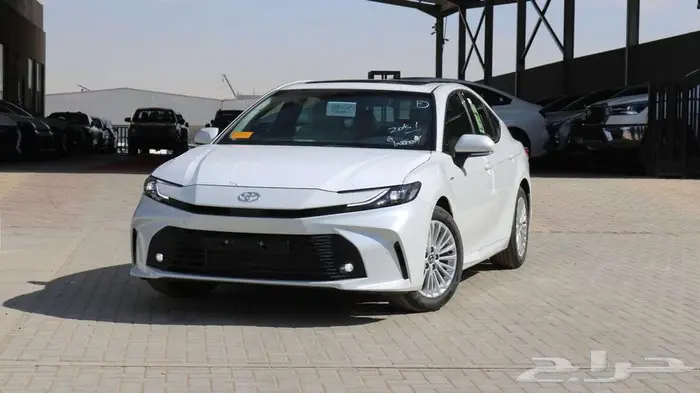 تويوتا كامري 2025 هايبرد كاش وأقساط 8