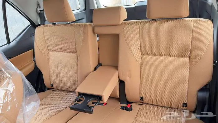 تويوتا فورتشنر 2026 بنزين دبل لدى شركة عبدالمجيد الخضر 15