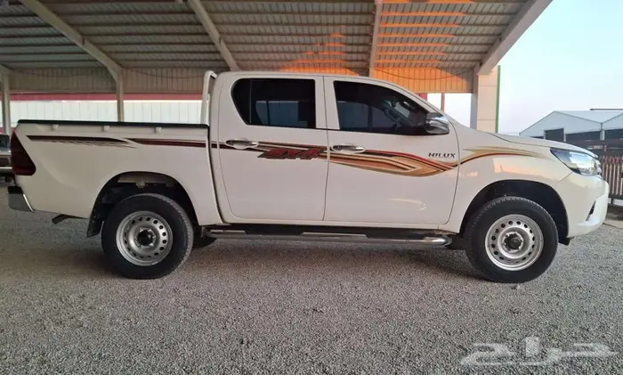 تويوتا هايلوكس بكب غمارتين خليجي دبل ديزل قير اوتماتيك 2023 3