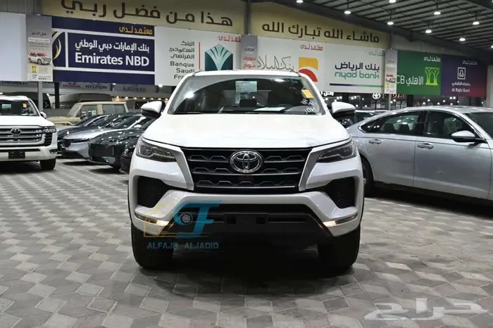 تويوتا فورشنر GX2 بنزين دبل بالنقد والتقسيط 1