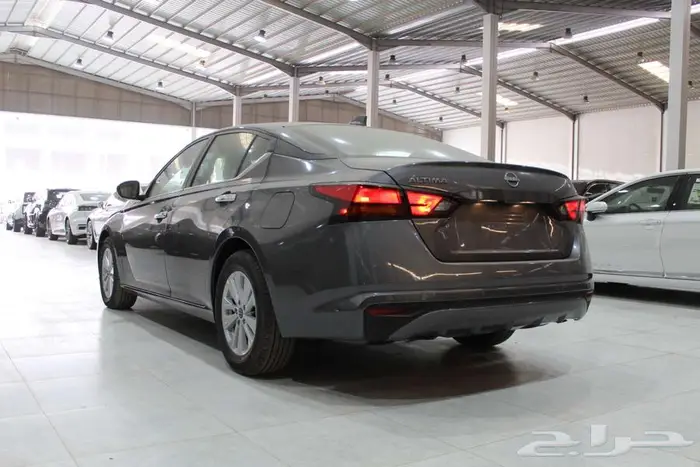 نيسان التيما 2025 ستاندر (96.500) 4