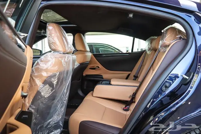 لكزس ES250 موديل 2021 ممشي قليل 10