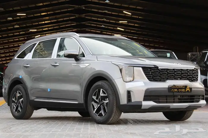 كيا سورينتو 2025 هايبرد بدون دفعة اولى واول قسط بعد 4 شهور 8