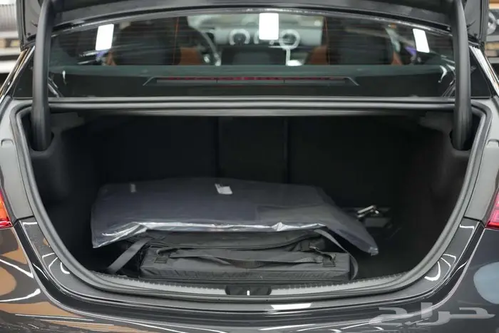 مرسيدس C 200 موديل 2026 أصفار خليجي رمادي غامق جملي 18