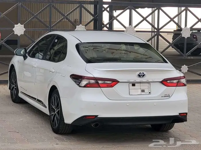 تويوتا كامري 2023 فل كامل هايبرد 2
