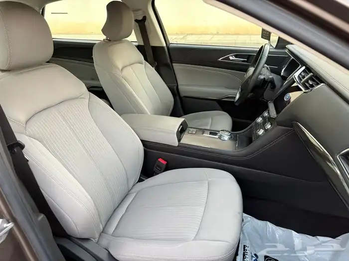 للبيع فورد تورس 2022 مشروط على الفحص 30