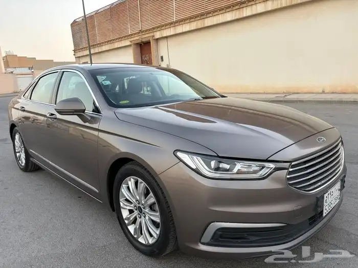 للبيع فورد تورس 2022 مشروط على الفحص 0