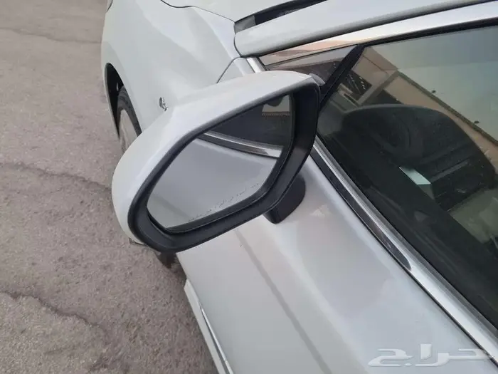 تويوتا كامري LE هايبرد 2025 - عروض الأقساط 14