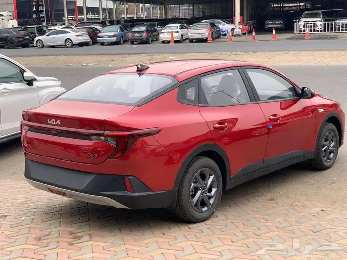 كيا K3 موديل 2026 تصميم شبابي وأداء عملي يومي 2