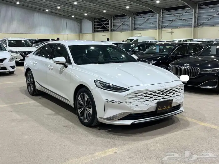 كيا K8 2022 سعودي 11