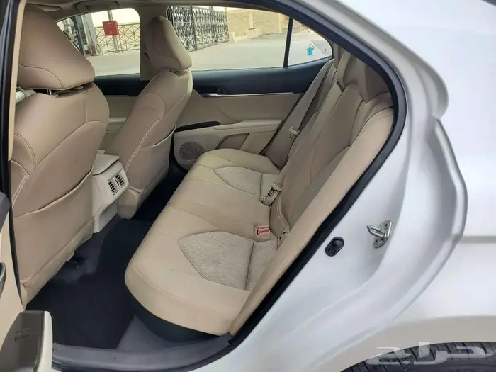 تويوتا كامري 2023 فل كامل هايبرد 8