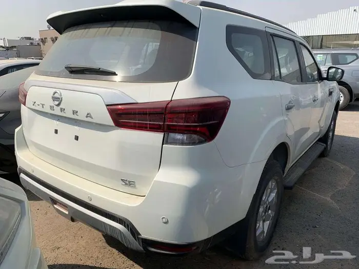 نيسان اكستيرا 2024 استاندر وTITANIUM (( كاش - اقساط )) 3