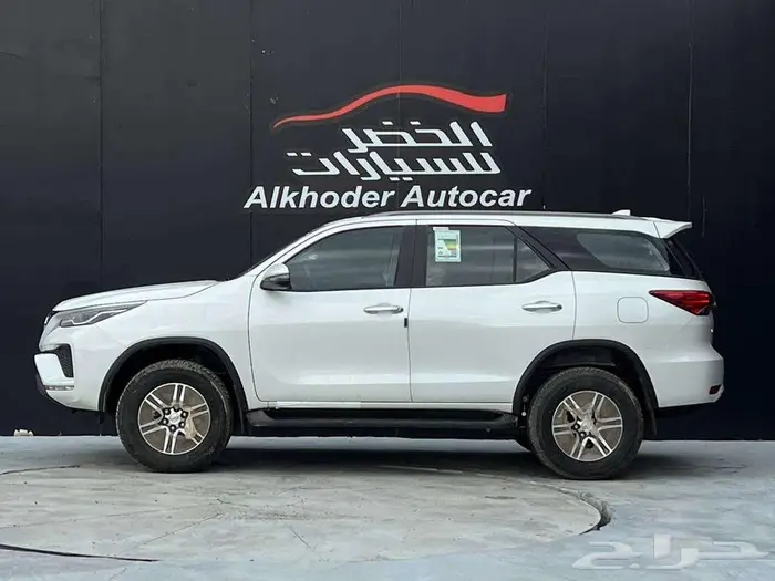 تويوتا فورتشنر 2026 بنزين دبل لدى شركة عبدالمجيد الخضر 2