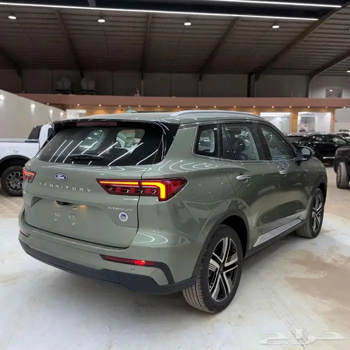 فورد تريتوري تيتانيوم بلس 2026 7