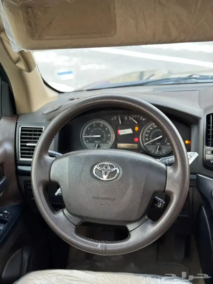 جيب لاند كروزر جي اكس 8