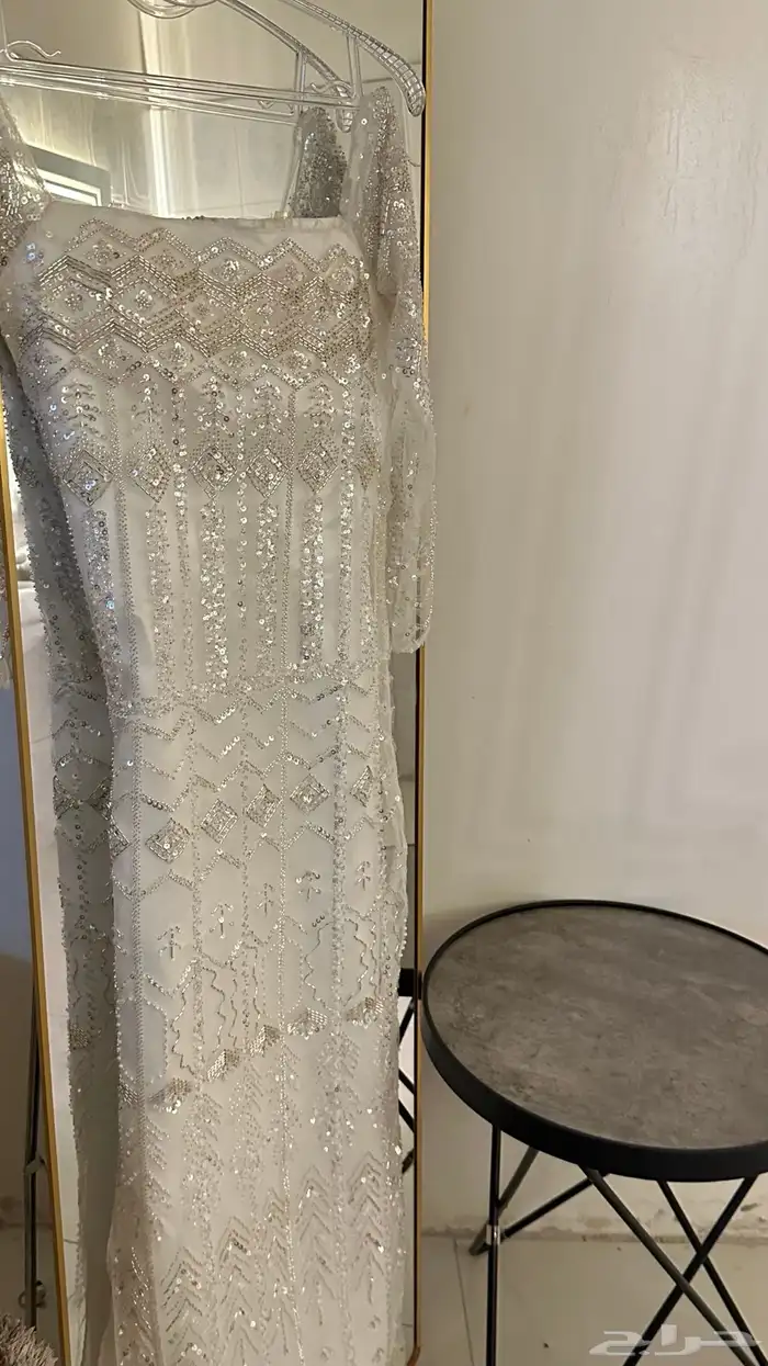 فستان جديد مقاس واسمول مالبسته لان ضيق جاء اشتريت 500 ريا 5