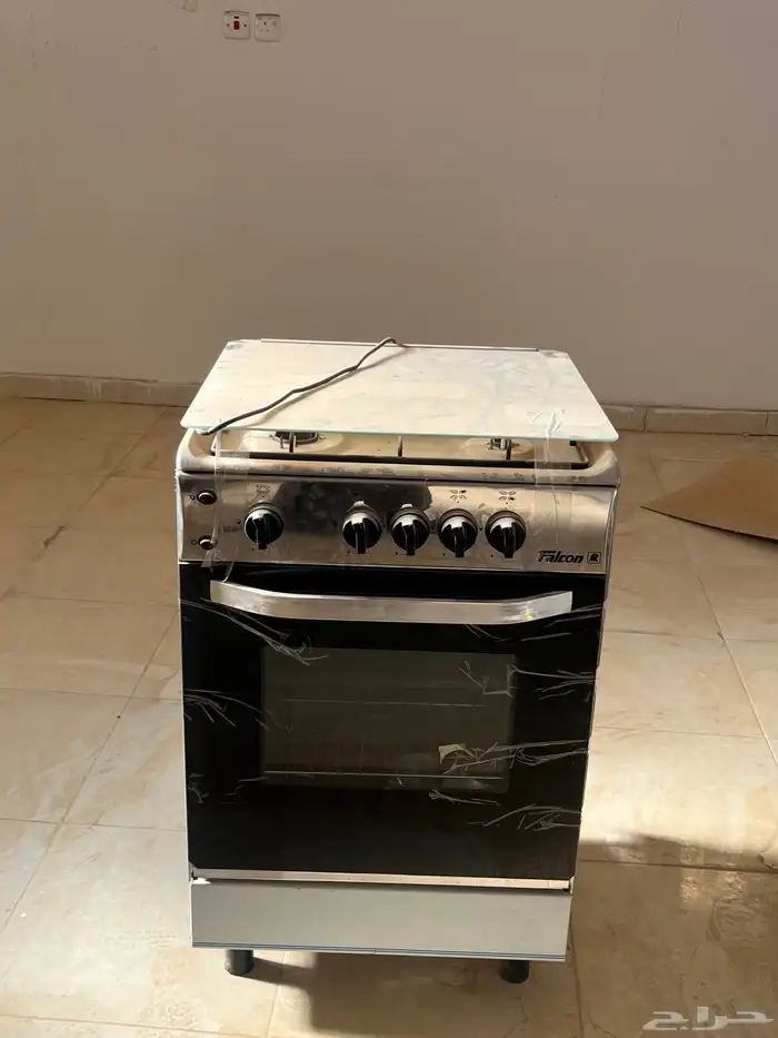 فرن ليه أربع عيون استخدم حشمة تواصل واتس 0