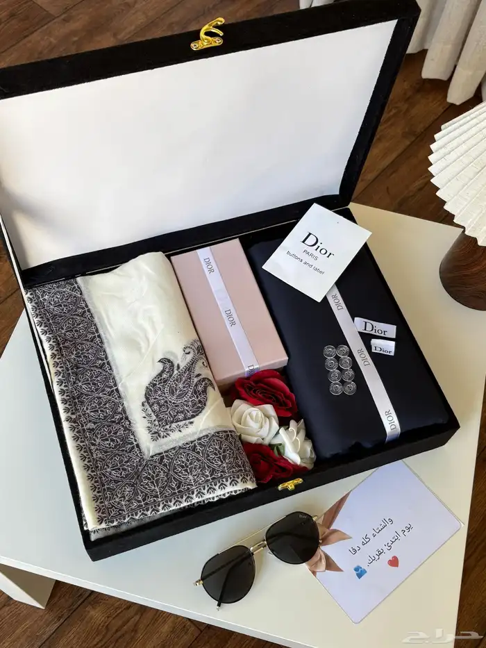 طقم رجالي شتوي يحتوي على شال كشميري 7