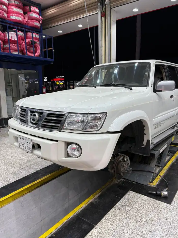 للبيع جيب سفاري 2003 نظيف 1