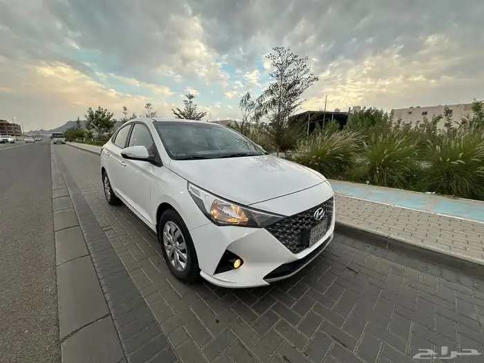 للبيع اكسنت 2023 11