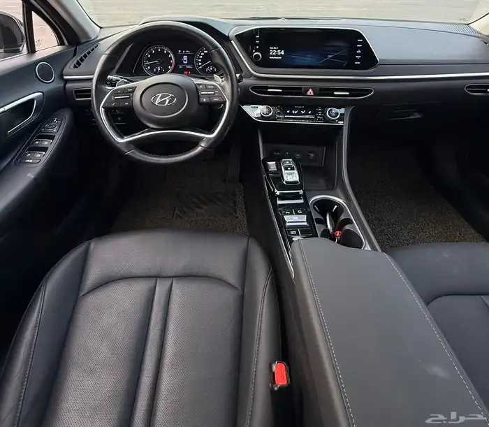 هونداي سوناتا 2020 ( بنزين ) اعلى مواصفات بانوراما للبيع 15