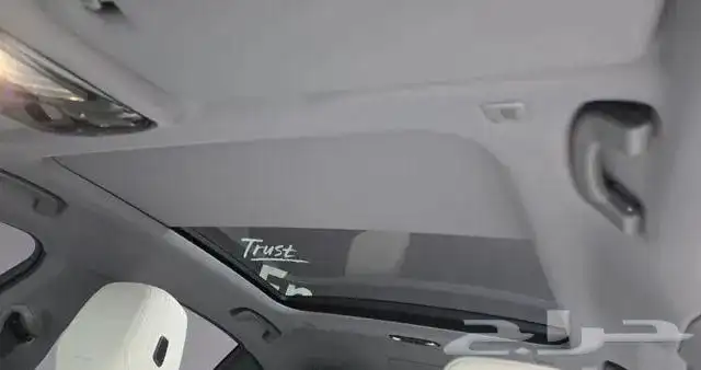 BMW 5 Series (G60) 520i (2025) 16