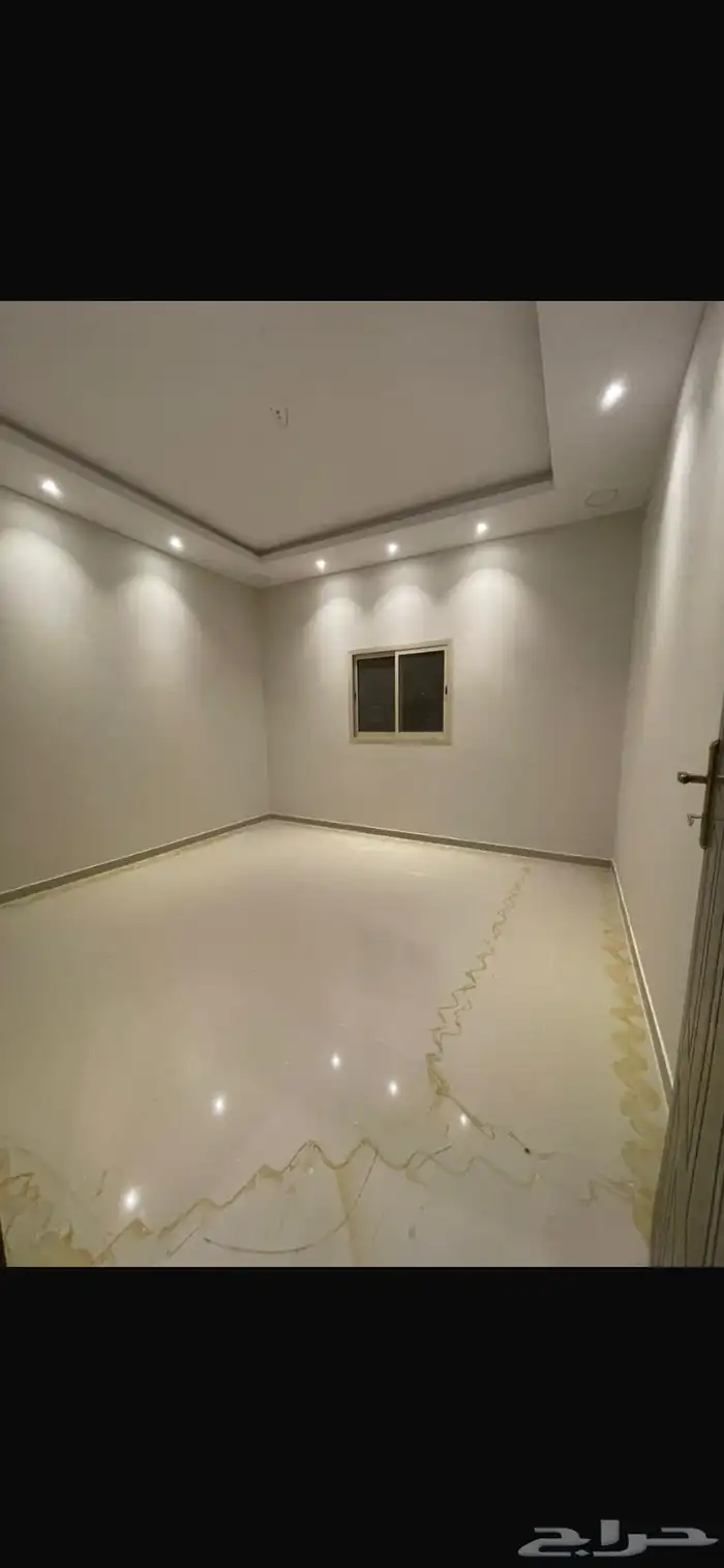 شقه للايجار حي القادسيه 6