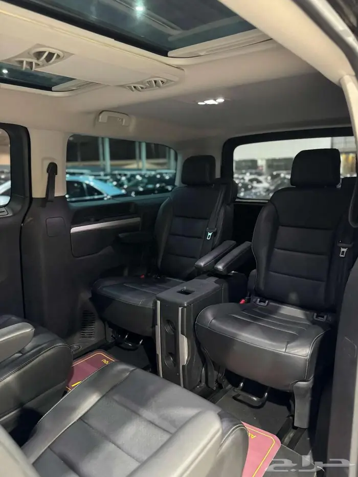 بيجو ترافلر موديل 2023 7