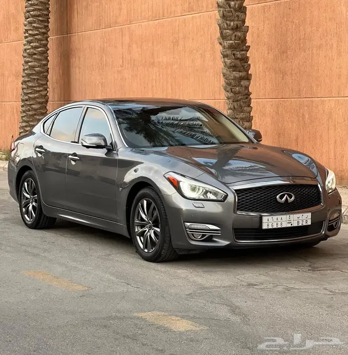البيع انفينتي q70 موديل 2020 نظيف 0