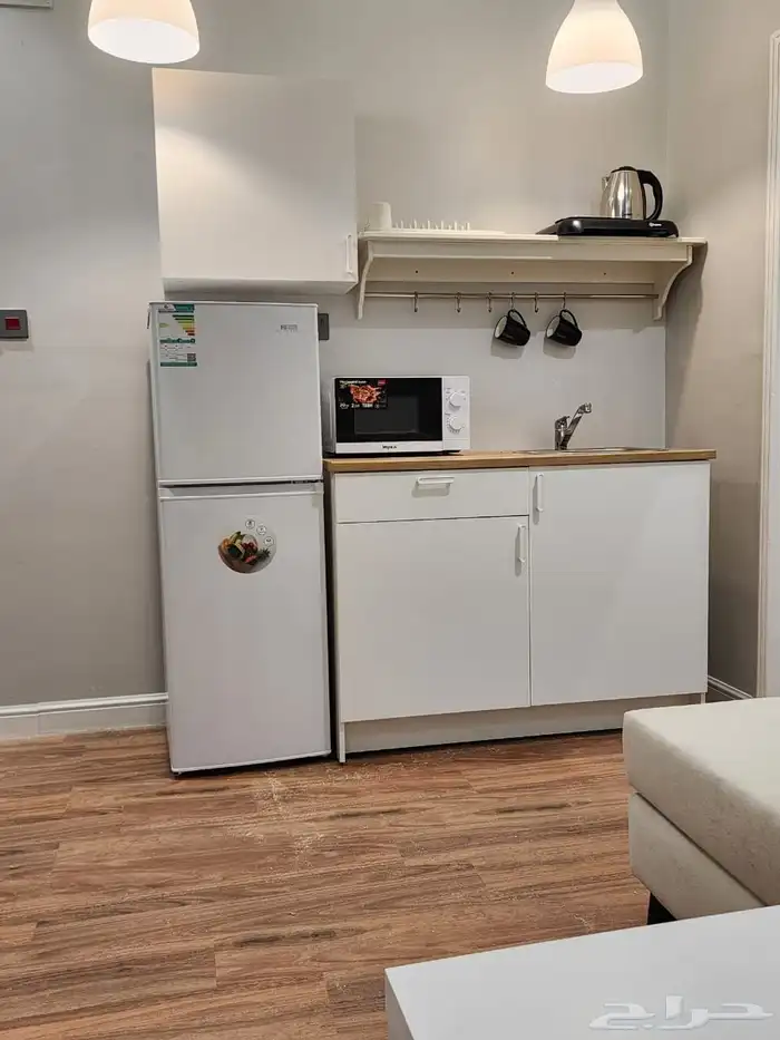 شقة مفروشة بحي النعيم للإيجار الشهري غرفة وصاله 6