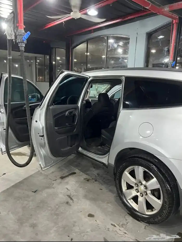 للبيع شفروليه ترافرس 2012 5