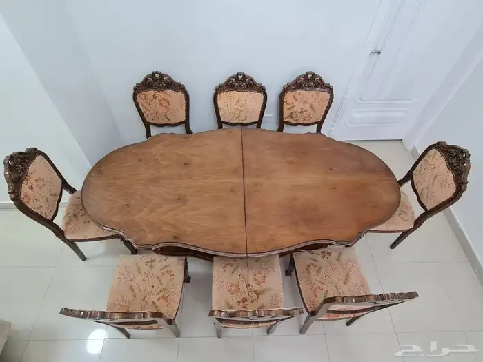 طلولة طعام 8 كراسي مع ادوات منزليه 11