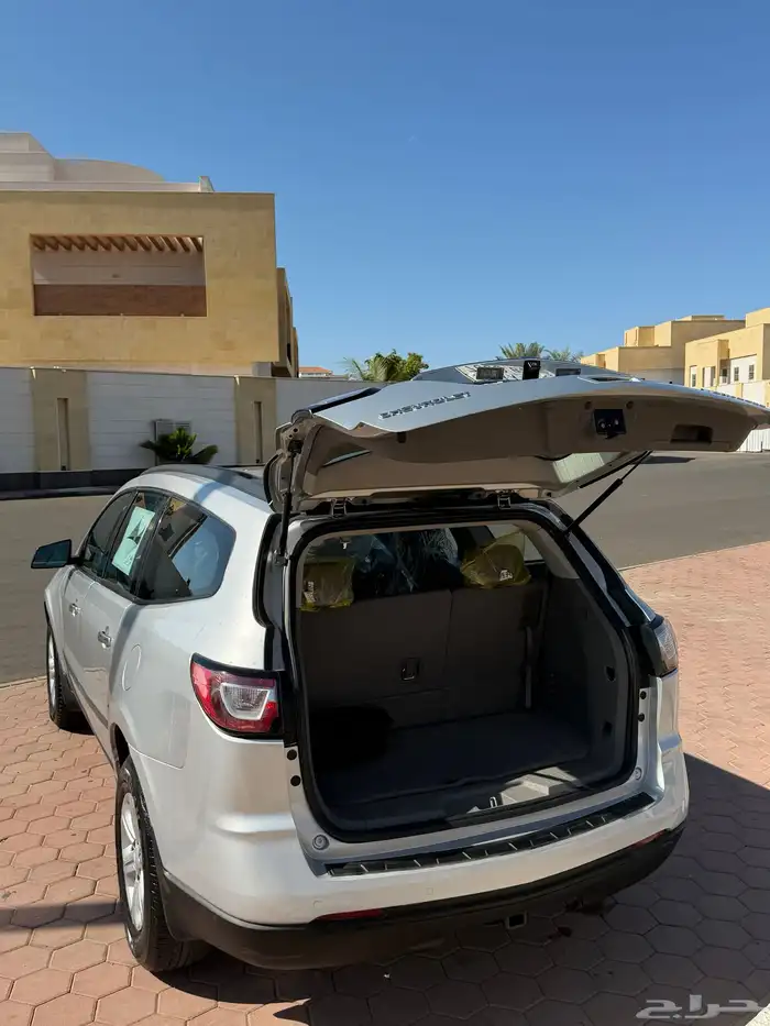 شيفرولية ترافيرس 2015 ممشى قليل 13