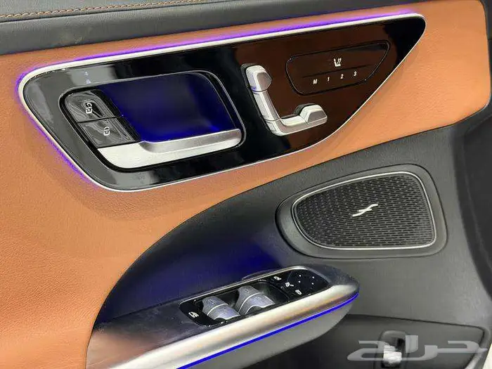 مرسيدس - سي كلاس C300 AMG kit - 2023 13