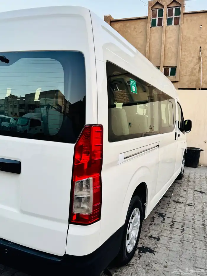 Toyota Hiace bus diecel 2020 5