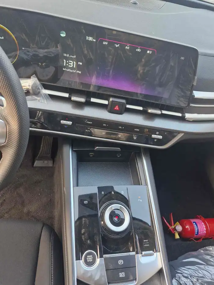 كيا سبورتاج GL 2000cc 31