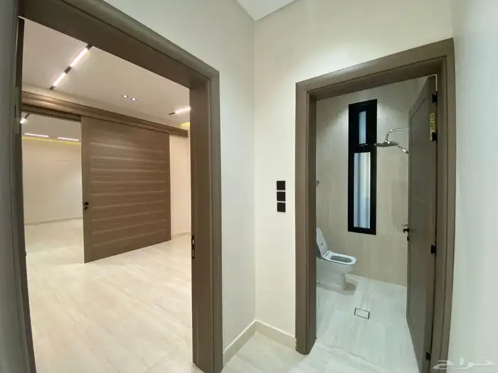 دور ارضي بحوش مدخل سياره بسعر 530 الف طريق المدينه العسكرية 18