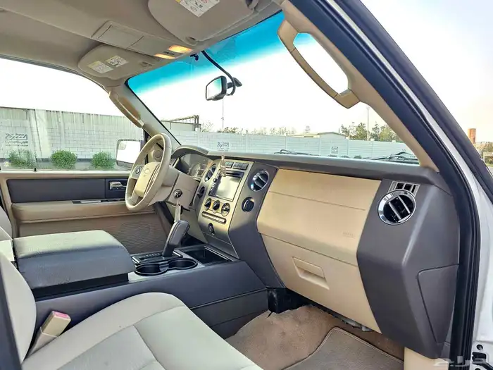 اكسبديشن موديل 2012 24