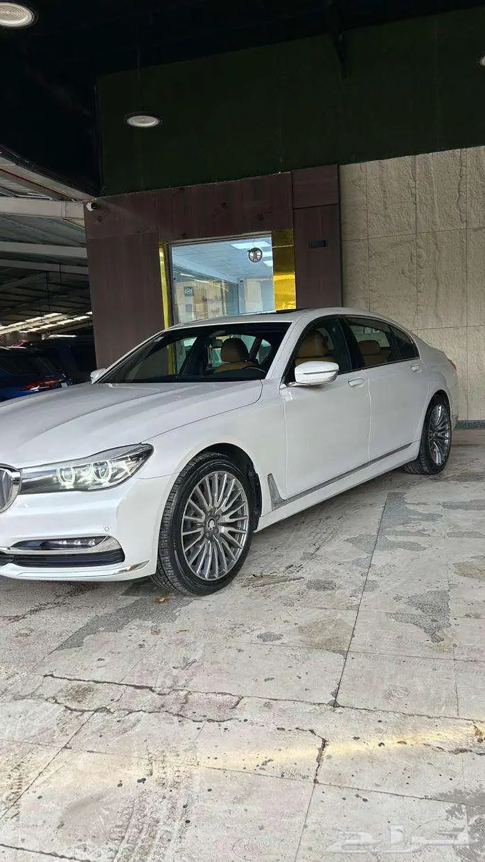 بي ام دبليو730LI 3