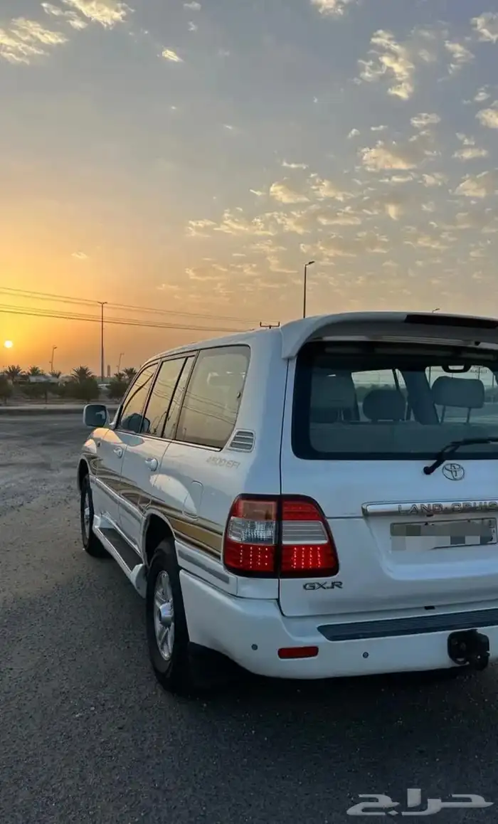 للبيع جيب 2006 فل كامل 4