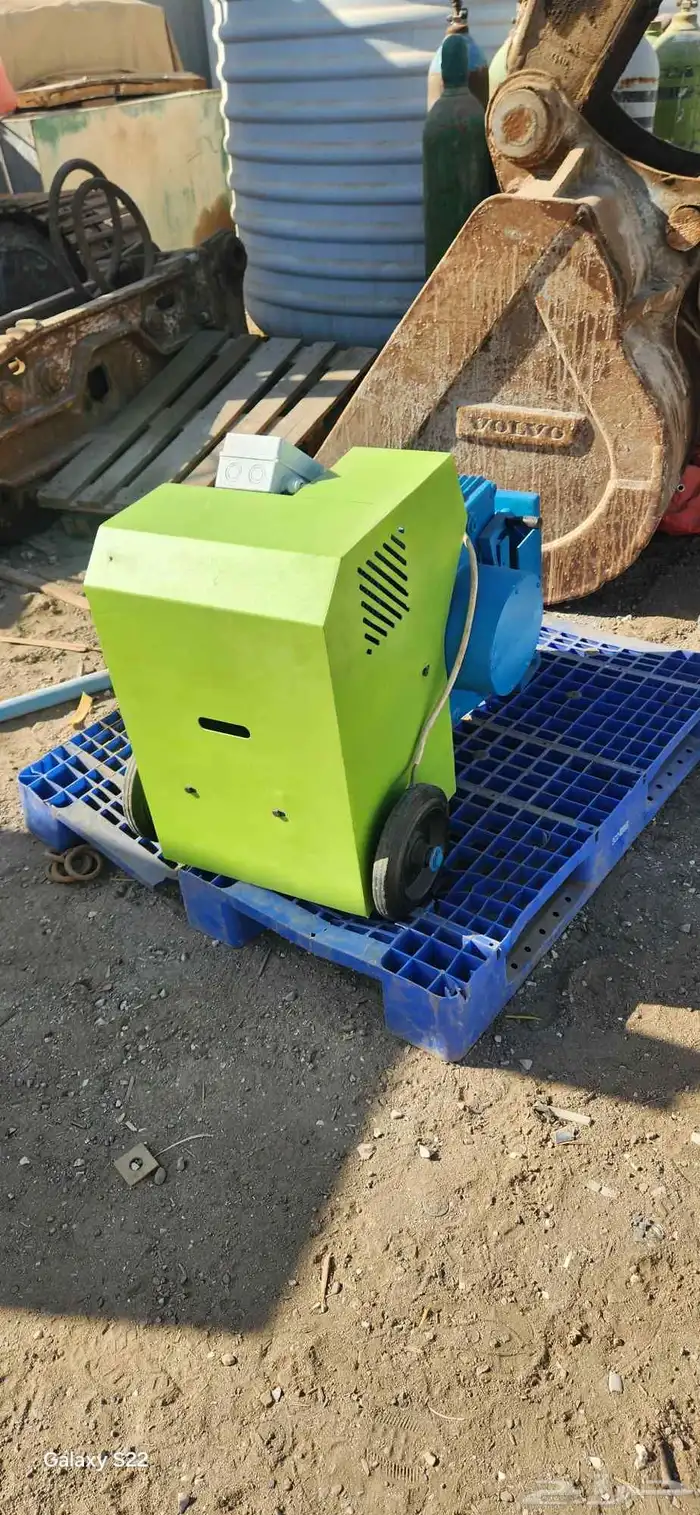 مقص حديد بناء مقاس 42 و35 1