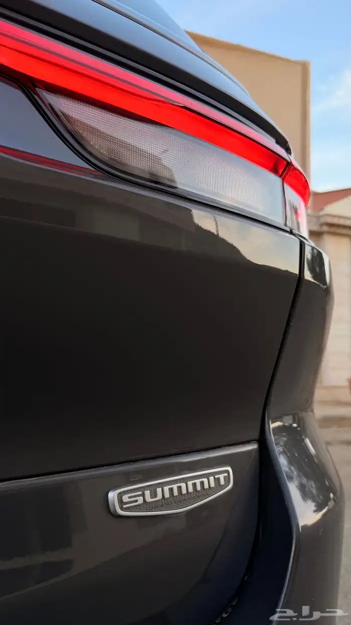 جراند شروكي لارج 2020 بنزين 6V فئة سميت مواصفات خاصه 6