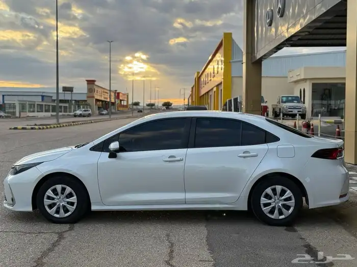 تويوتا كورولا 2022 XLI 1.5 فئة ستاندر 1