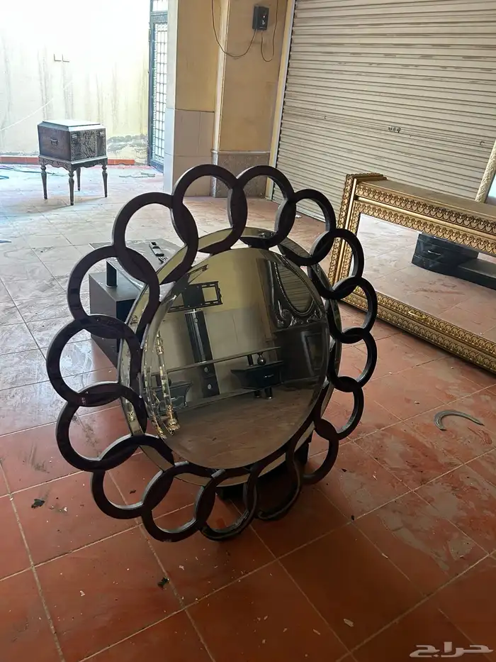 عفش مستخدم للبيع يحتاج تنظيف فقط 2