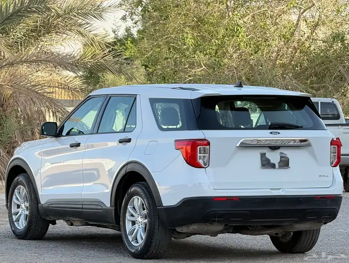 فورد اكسبلورر 2022 V6 8