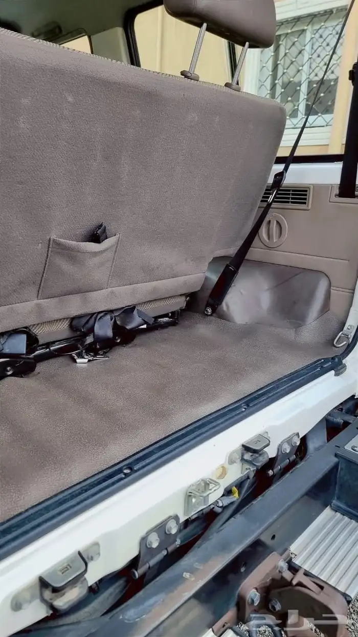 للبيع جيب ربع 2016 مخزن 17