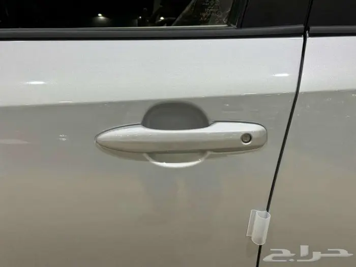 تويوتا كورولا 2.0 طيس فضي بنزين 2026 افضل العروض 3