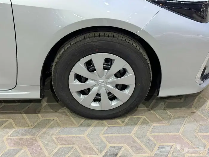 تويوتا كورولا 2.0 طيس فضي بنزين 2026 افضل العروض 19