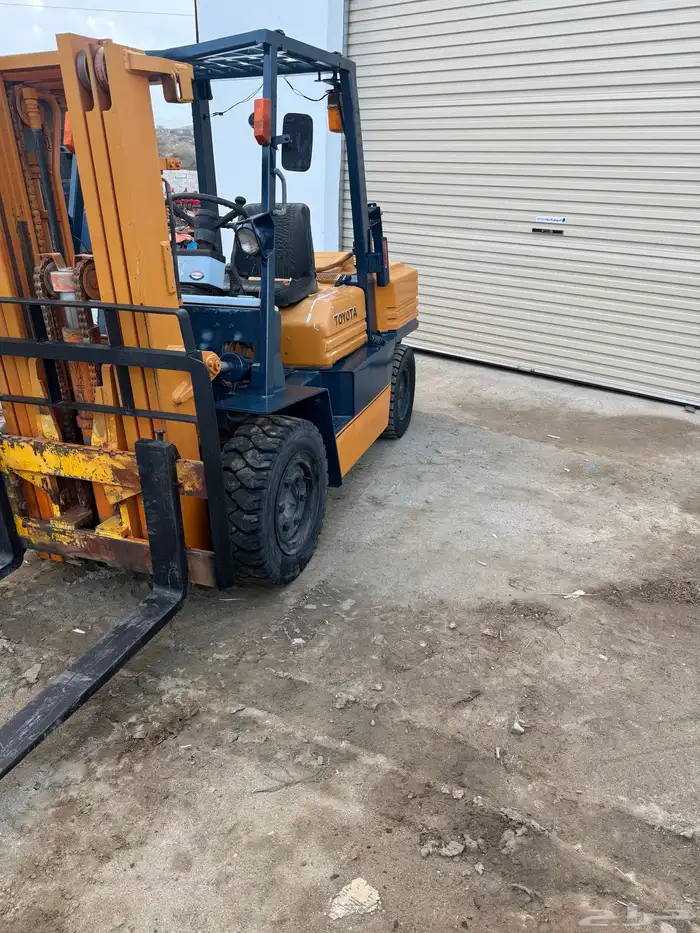 رافعه شوكيه تويوتا (فورك لفت ) 11