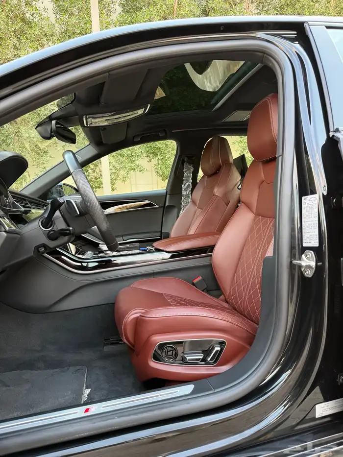 اودي A8L Sline فل كامل 2022 سماكو بسعر مناسب 17